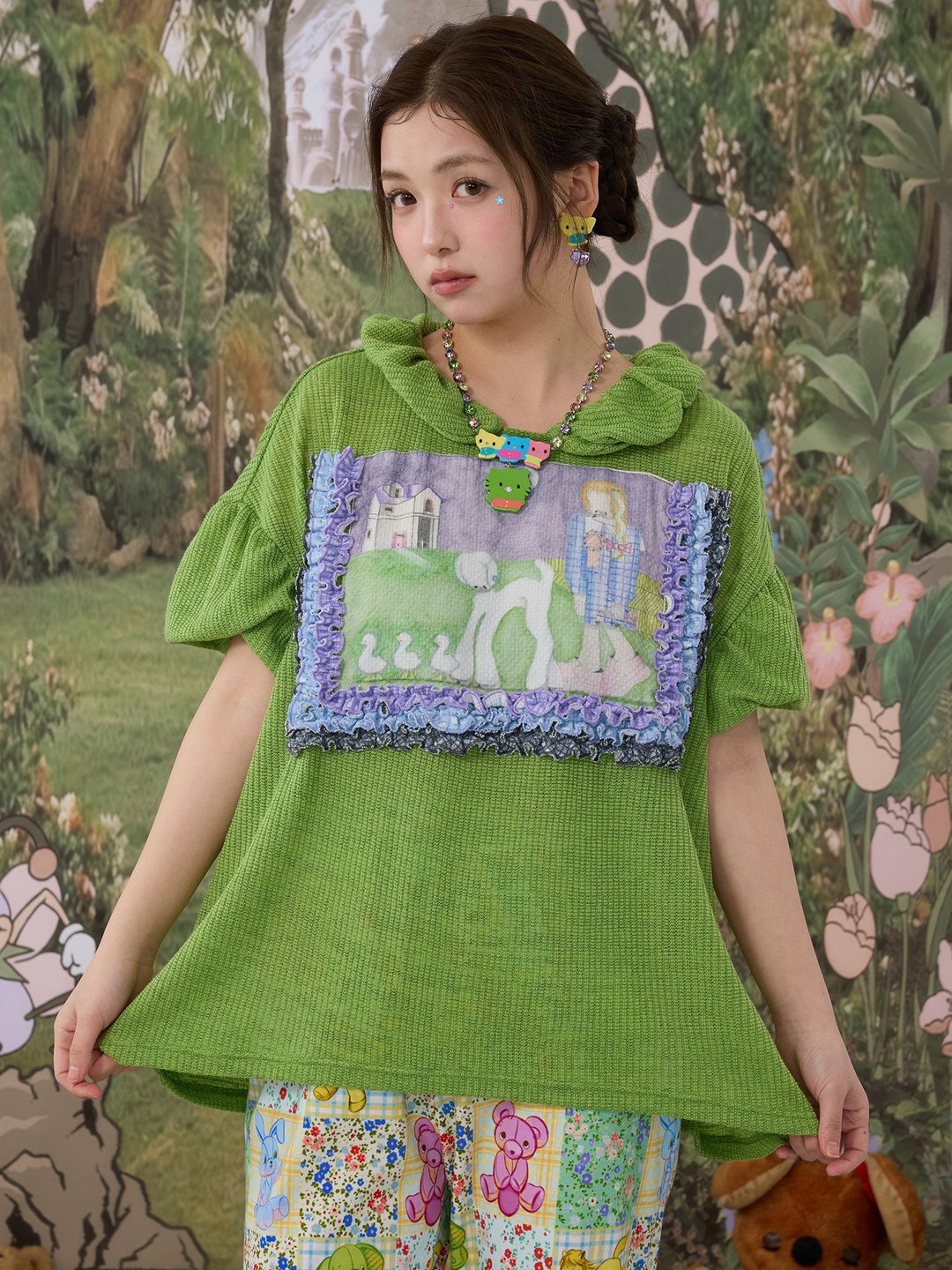 绿色手绘插画印花轻薄花边褶皱娃娃领女短袖 - 女装上衣 - 其他材质 多色