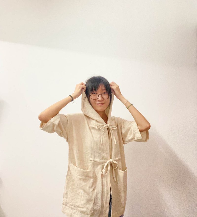 Cream hoodie oversize cotton shirt with front tie - 中性连帽卫衣/T 恤 - 棉．麻 白色