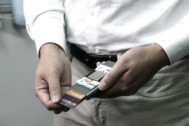 Wally Carta RFID智能防盗素皮银包 - 零钱包 - 其他人造纤维 灰色