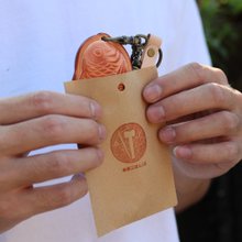 【客制化刻字】迷你一口鲷鱼烧钥匙圈 | 磁扣保护套 | 圣诞节礼