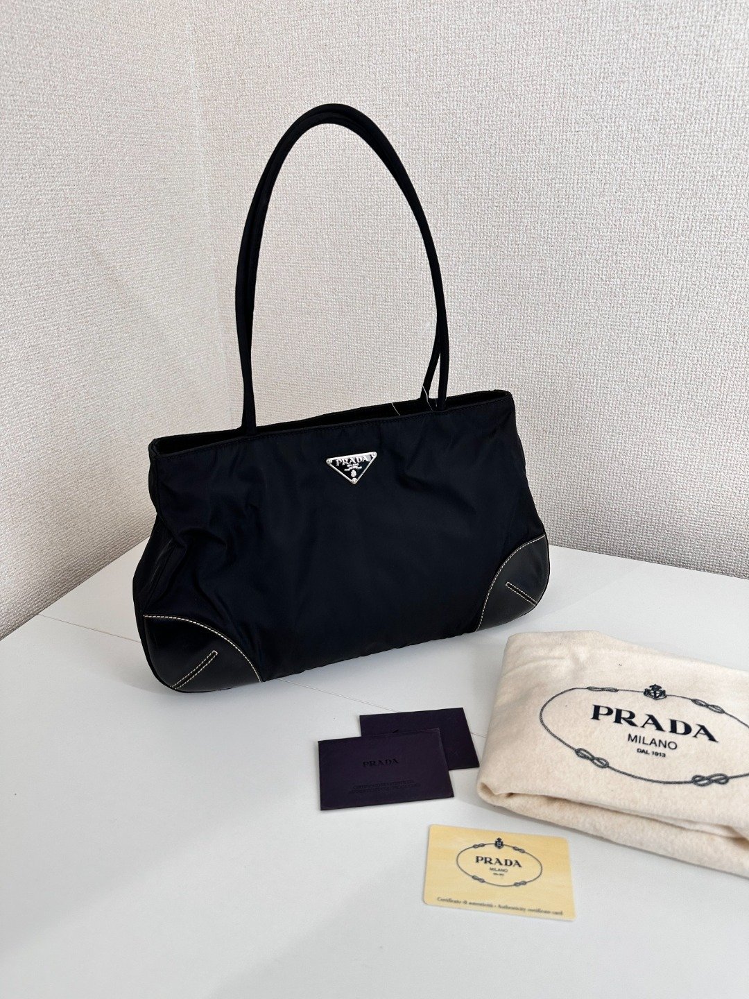 中古包 Prada普拉达 Tessuto 三角标志牌银色五金黑色尼龙肩背包 - 手提包/手提袋 - 尼龙 黑色