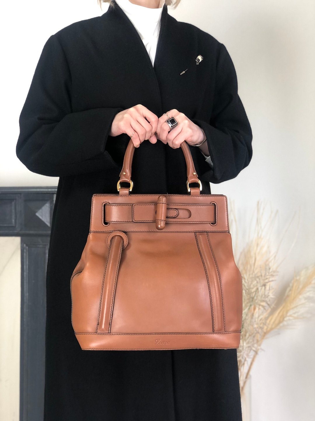 【日本直送名牌中古包】LOEWE 罗威 手提包 棕色 扭锁皮革 vintage 古董 u4bec7 - 手提包/手提袋 - 真皮 咖啡色