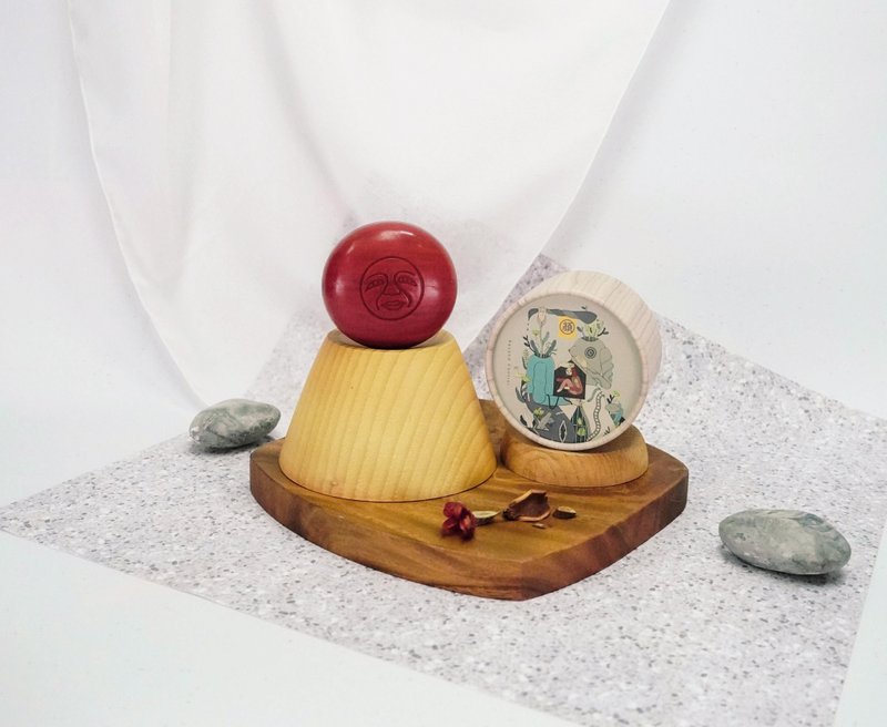 奇迹之森 . 彤颜桧沐净颜皂【大春炼皂DACHUN】100g - 脸部清洁/卸妆用品 - 植物．花 红色