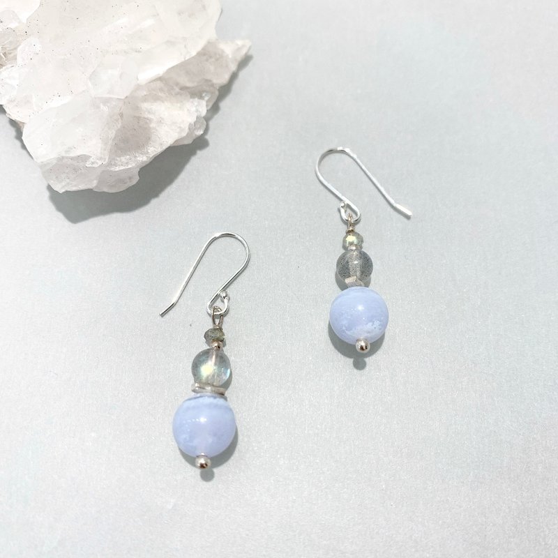 Ops Blue Lace Agate Silver earrings-蓝纹玛瑙/银/拉长石/耳环 - 耳环/耳夹 - 宝石 蓝色