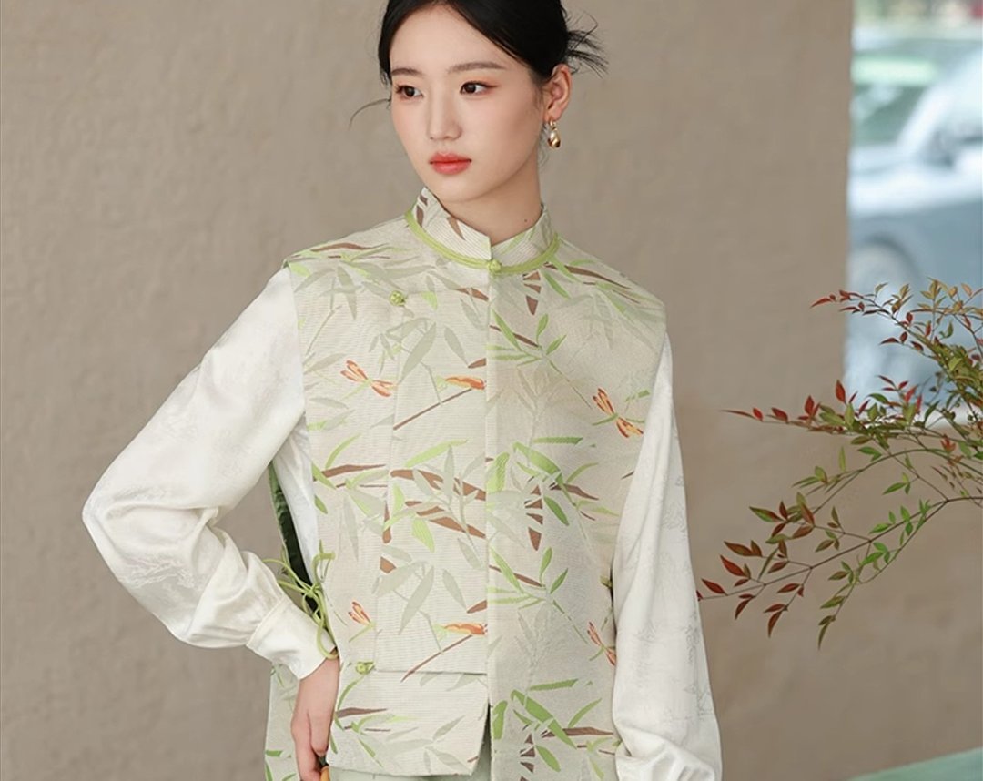 清竹 新中式中国风 琵琶襟肌理感撞色提花背心 - 女装背心 - 其他材质 绿色