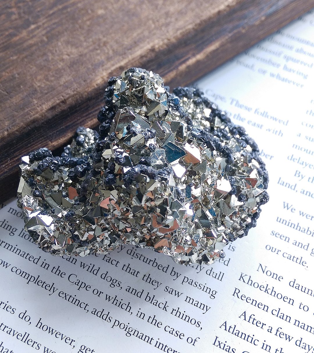 Pyrite 秘鲁产地 黄铁矿 闪锌矿共生矿 愚人金 天然矿石 原矿 - 摆饰 - 其他材质 