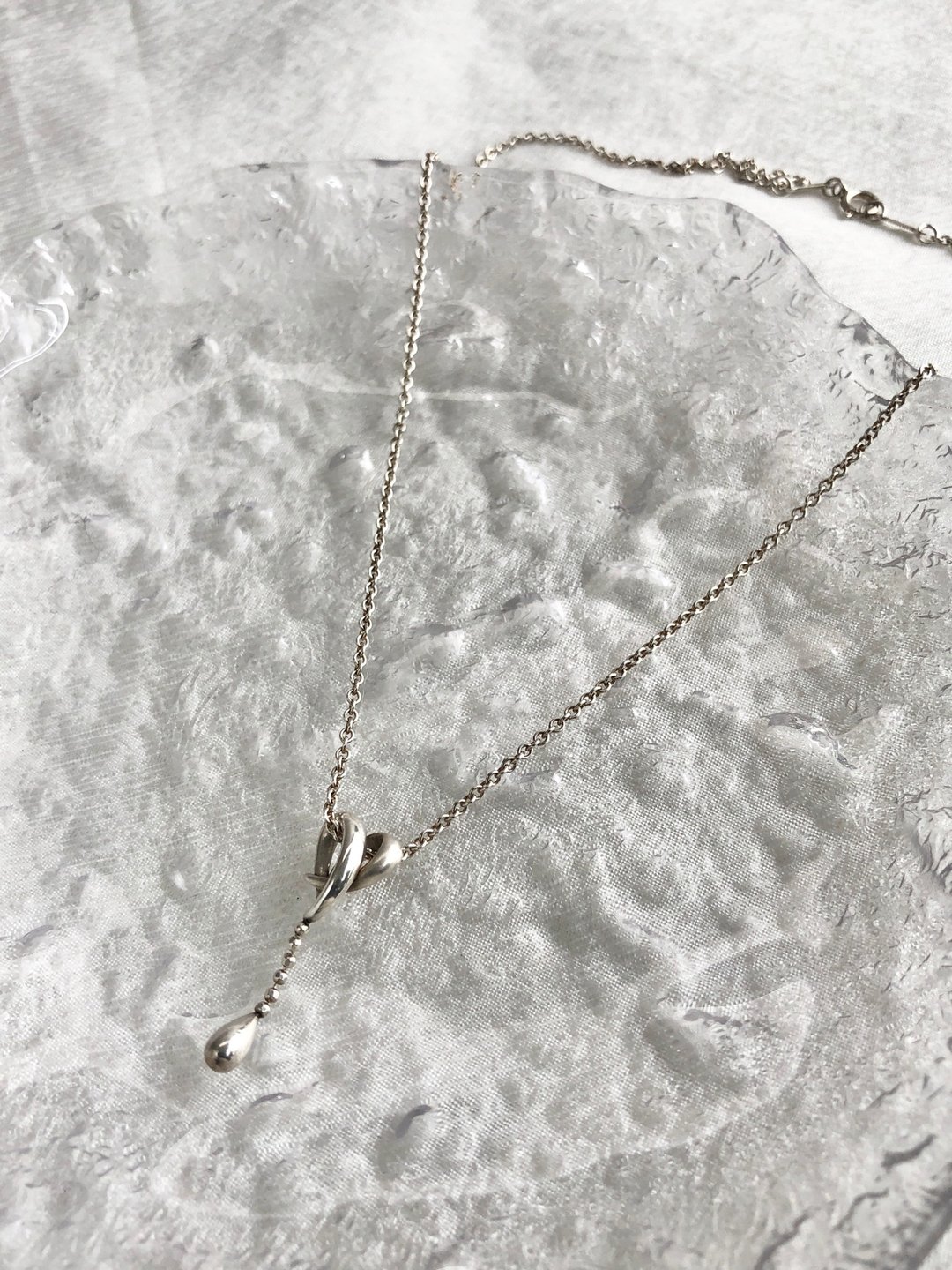 【VintageShop solo 日本直送中古包专卖店】Tiffany & Co. 蒂芙尼 泪滴项链 银 925 vintage - 项链 - 纯银 银色
