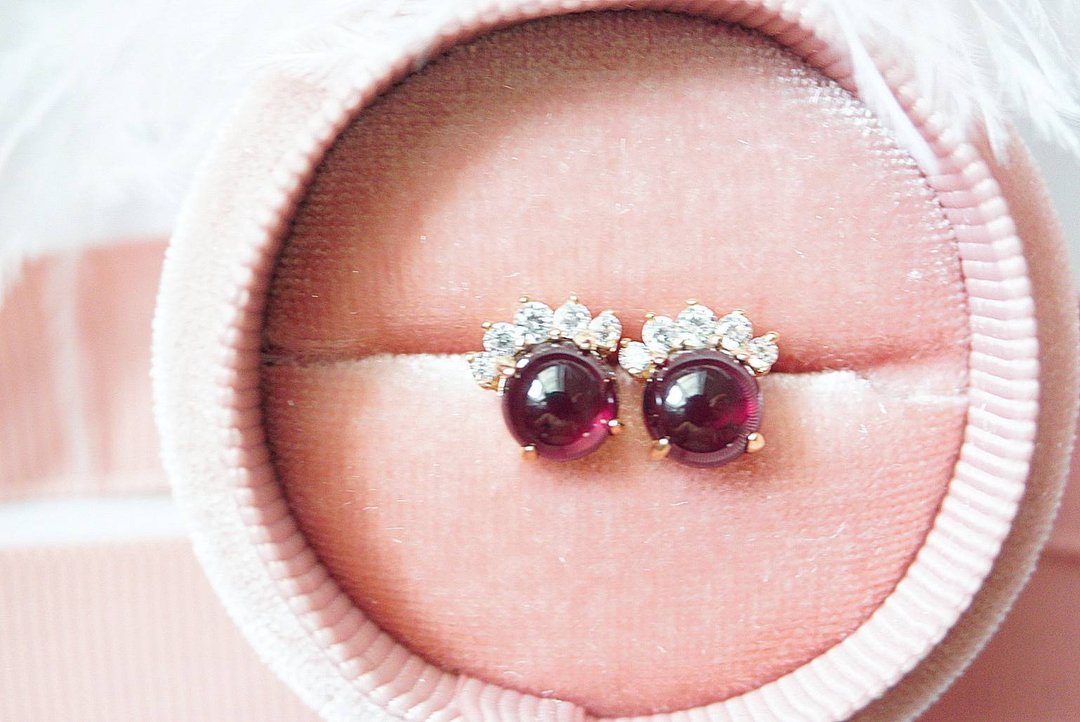 Stud Earrings Natural Garnet Silver, stud earrings - 耳环/耳夹 - 纯银 红色