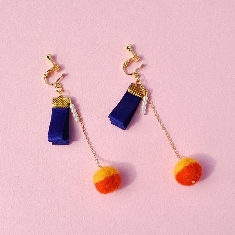 蓝色缎带双色羊毛毡耳环/耳夹 - 耳环/耳夹 - 羊毛 多色