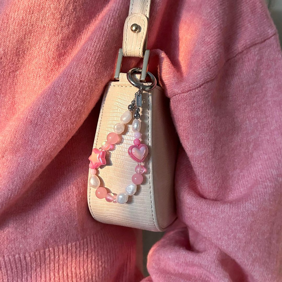 情人节限定：粉色力量钥匙圈 (KEYCHAIN) - 钥匙链/钥匙包 - 珍珠 