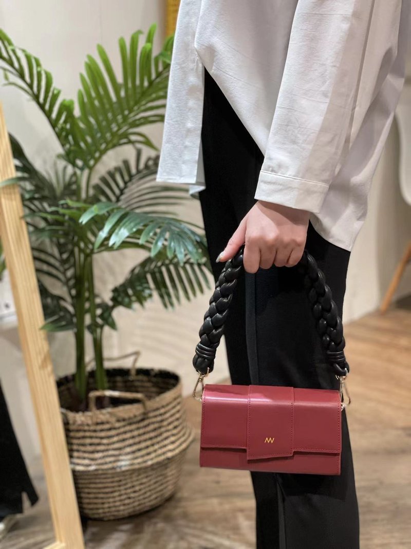 超纤肉麻花编短带 - 黑色 (可肩背) - 其他 - 人造皮革 黑色