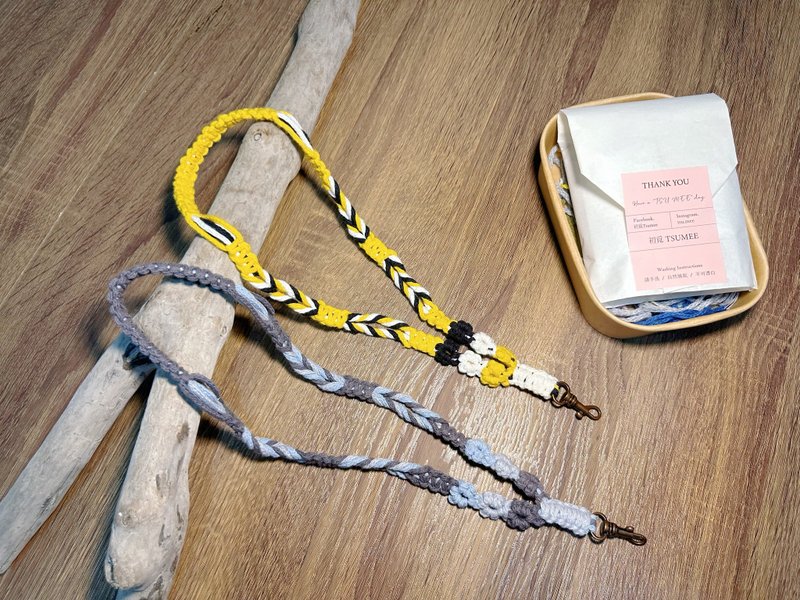 现货No.29/ 好好生活 挂脖式手机绳 手机背带 手机绳 证件带 - 挂绳/吊绳 - 棉．麻 卡其色