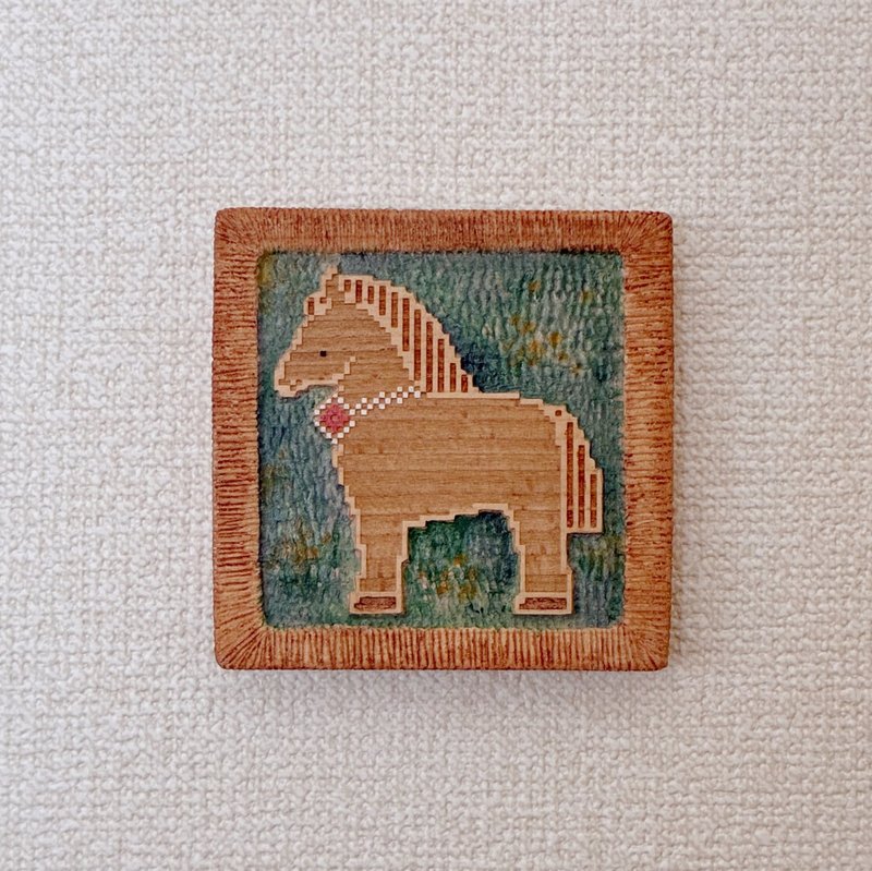 【订制商品】马年 木雕挂饰 / 生肖、像素图、手工制作 - 摆饰 - 木头 卡其色