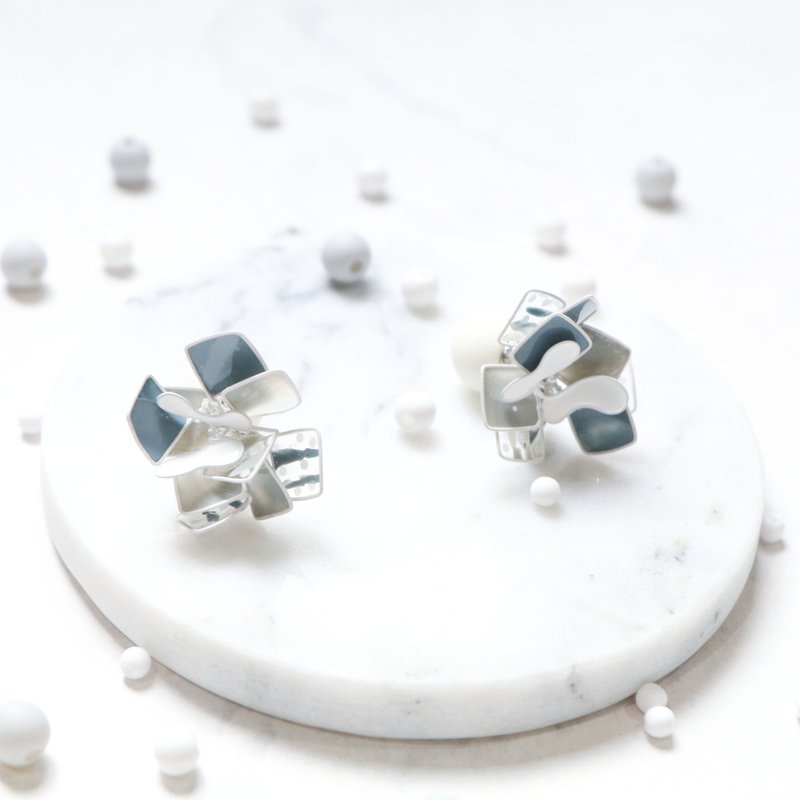 纯。驯服的时光 / 树脂创作+925纯银 - 耳环/耳夹 - 树脂 蓝色