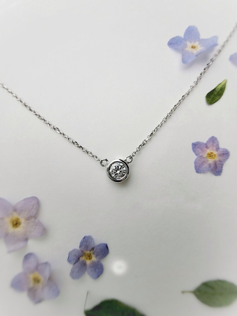 包镶钻石 纯 18K 金 极细项链 八心八箭 - 项链 - 宝石 