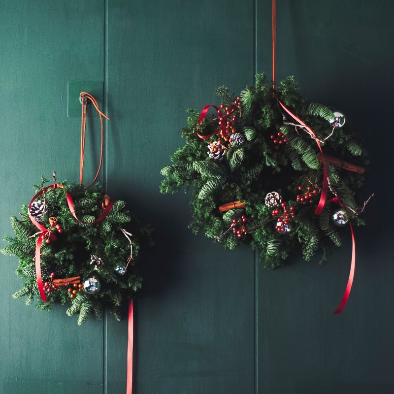 冬莓圣诞花圈 | 交换礼物 | 圣诞布置 | 节日送礼 | 圣诞节礼物 - 干燥花/捧花 - 植物．花 绿色