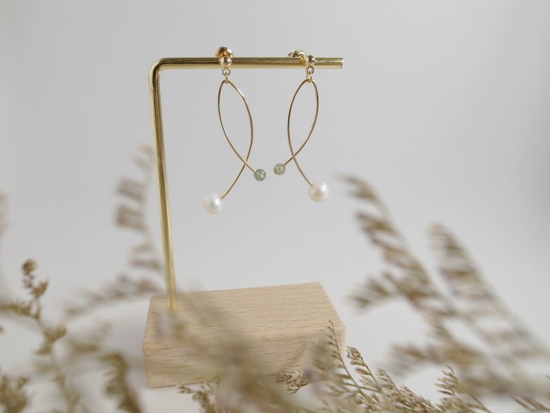 圣诞礼物【耳环 】 绿磷灰石 鱼耳环 珍珠耳环 夹式耳环 - 耳环/耳夹 - 珍珠 金色