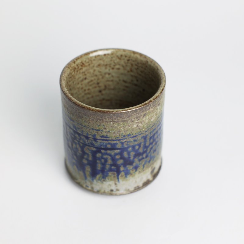 明芽窑 l 柴烧灰釉蓝流铁斑水杯 蓝 茶杯 陶艺品 陶杯 搜藏品 T - 茶具/茶杯 - 陶 蓝色
