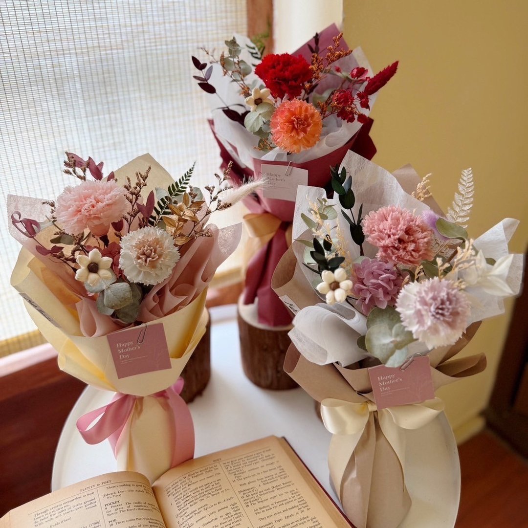 【遇见恒久】馨情永恒母亲节永生康乃馨花束 共3款 - 干燥花/捧花 - 植物．花 