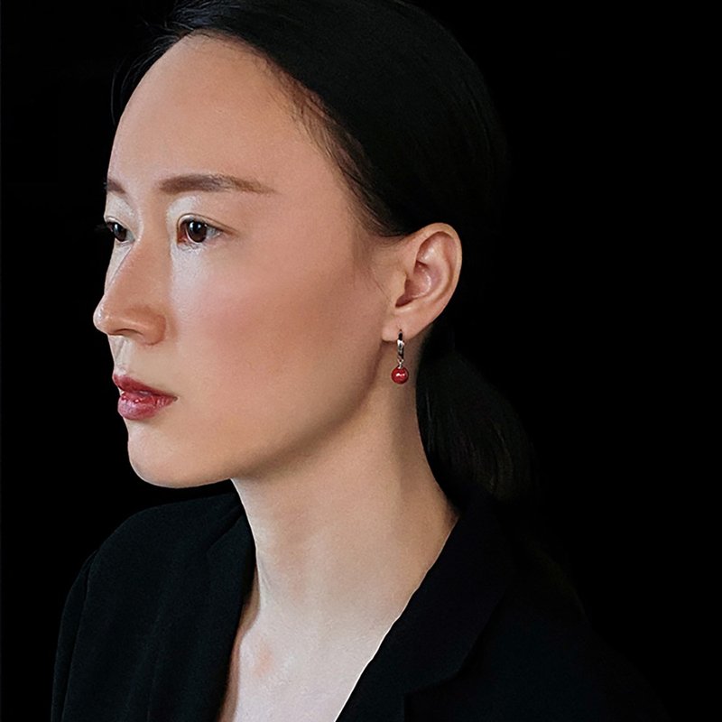 朱砂耳圈 未时原创s925纯银红色天然本命年女睡觉可以戴的耳环 - 耳环/耳夹 - 纯银 红色