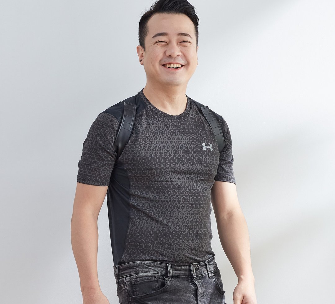 【台湾制】Cest BeAu想得美 时尚挺背吊带-低头族肩颈解封神器 - 皮带/腰带 - 聚酯纤维 黑色