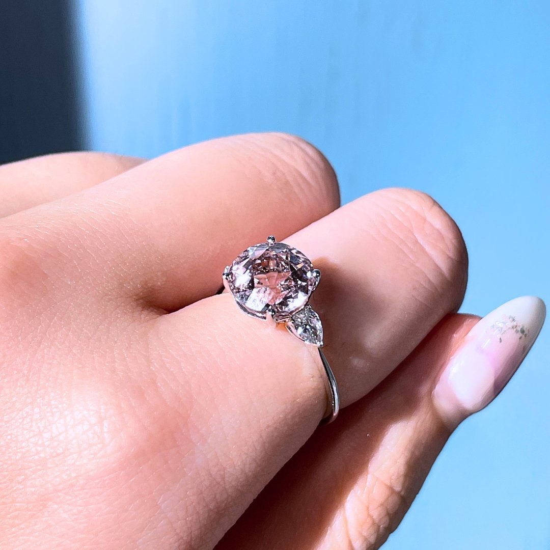 The Mono - 天然浅粉红色碧玺(2.93ct) 18k白金钻戒 - 戒指 - 贵金属 银色