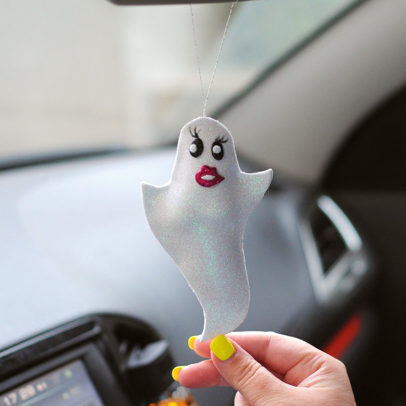 Halloween ghost car mirror decor. Car ornaments ghost figurine. Car decorations - 玩偶/公仔 - 其他材质 白色