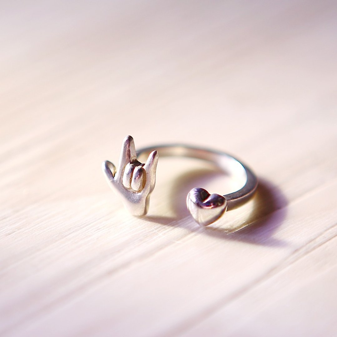 Sterling Silver Love Hand Sign & Heart Shaped Ring, Heart Ring, Love Sign Ring - 戒指 - 其他金属 银色