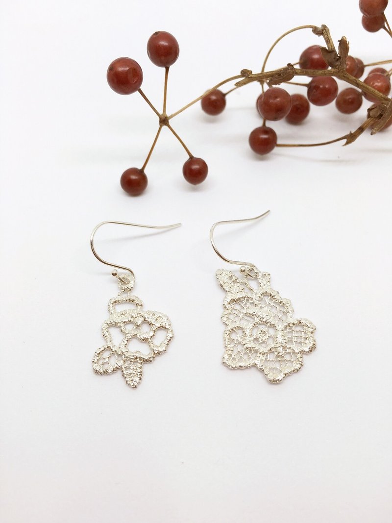 La Roseraie 玫瑰花园之诗 - 耳环/耳夹 - 其他金属 银色