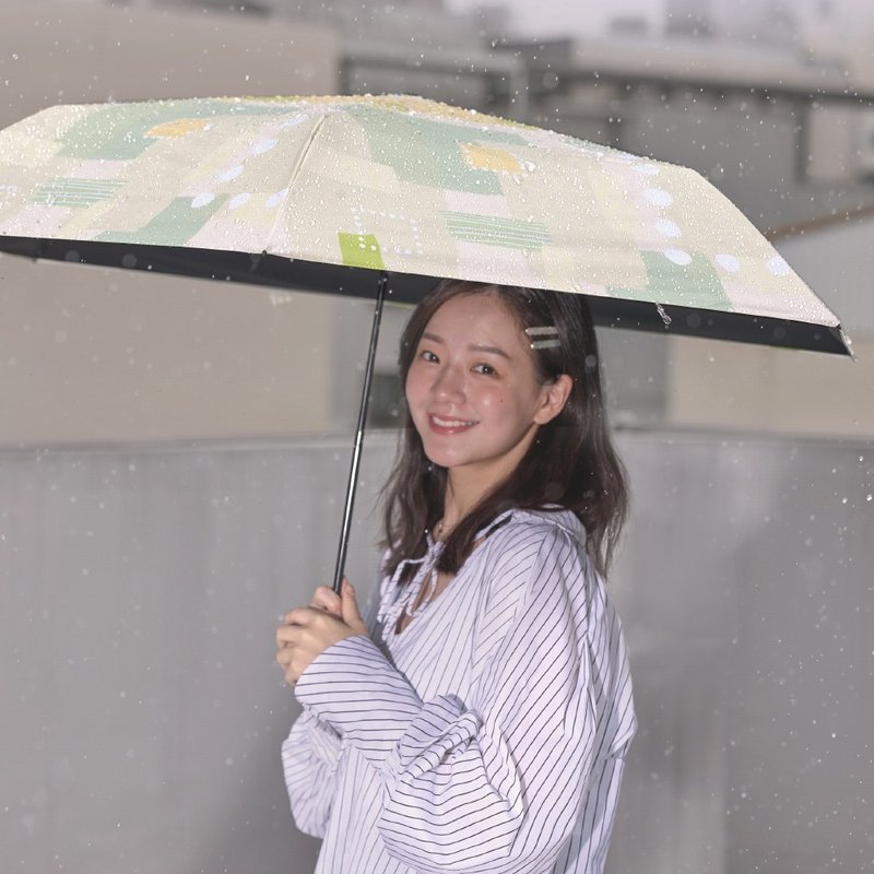【rento】碳纤轻量黑胶晴雨伞-简约色块(绿) - 雨伞/雨衣 - 防水材质 绿色