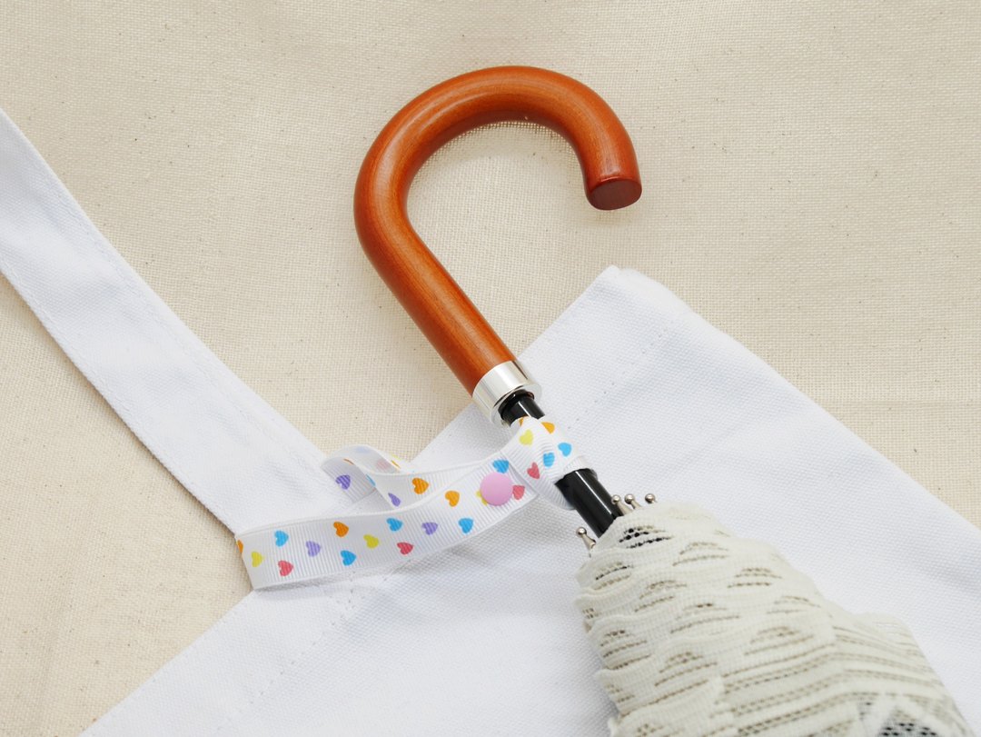 Umbrella strap -White with heart polka dots - 雨伞/雨衣 - 其他材质 白色