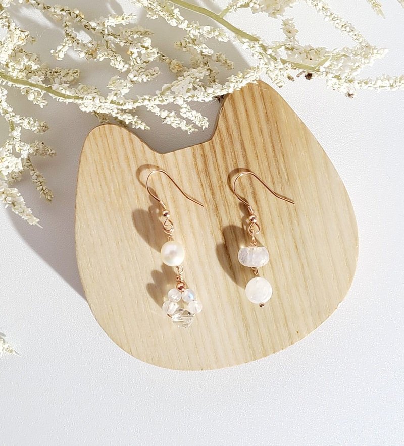 超萌优雅猫爪 -  天然蓝光白月光石/白水晶/白珍珠耳环 - 耳环/耳夹 - 水晶 
