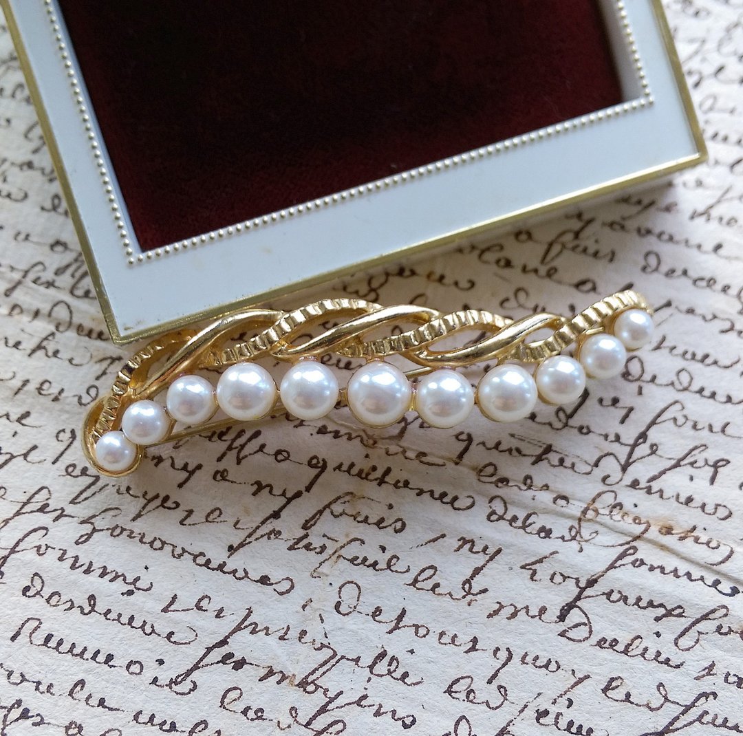 Vintage Jewelry 西洋古董饰品 优雅 弯曲仿珠 别针 - 徽章/别针 - 其他金属 金色