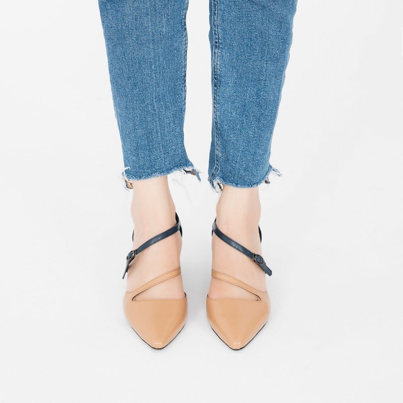 光焦鞋跟!挖背修饰线条中跟鞋  蓝 MIT 全真皮-蓝釉炎 - 高跟鞋 - 真皮 蓝色