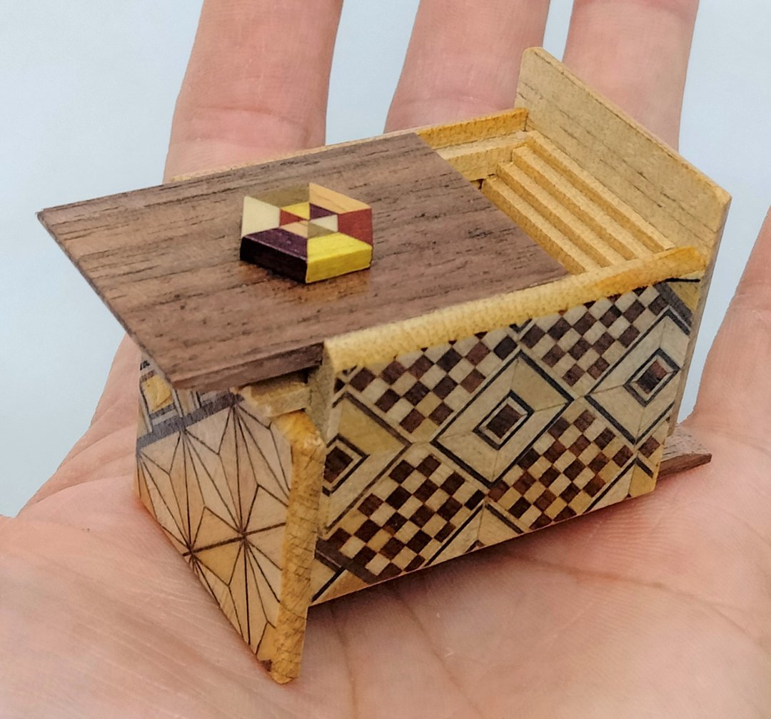 Mame 18 steps Solid Hexagon mosaic 1.7in Japanese puzzle box Himitsu-bako Japan - 其他 - 木头 