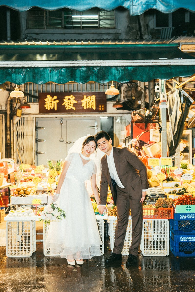 WhiteLits香港自家设计复古轻婚纱 - 洋装/连衣裙 - 其他人造纤维 白色