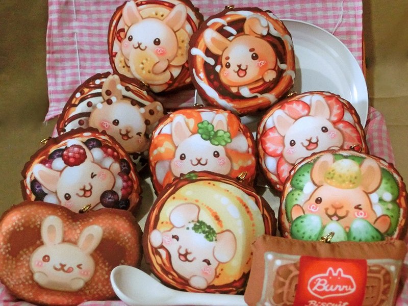 QQ防水吊饰-丹麦面包/西点饼干 - 钥匙链/钥匙包 - 聚酯纤维 咖啡色