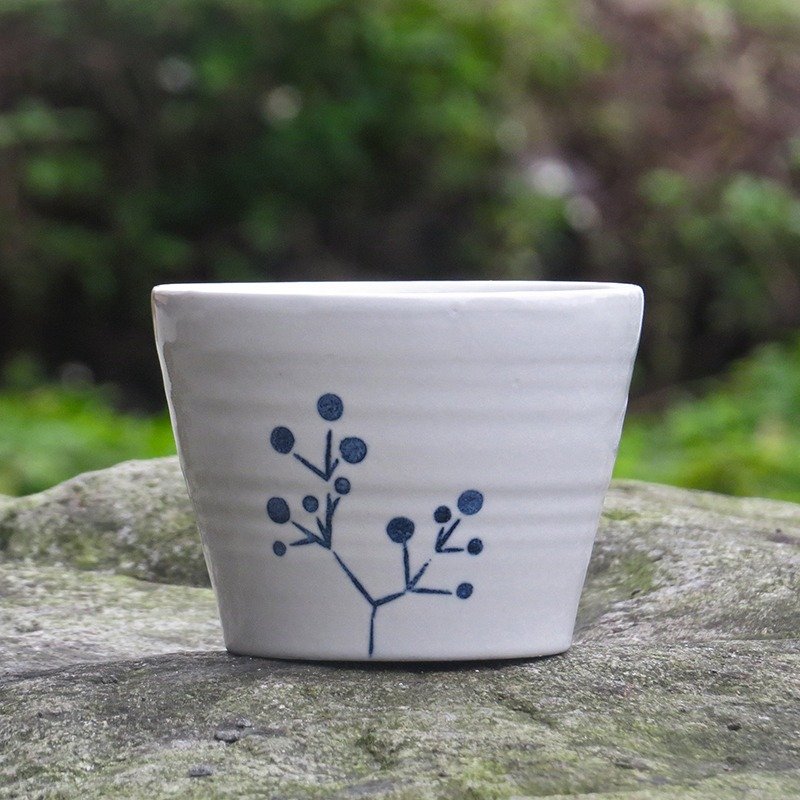 【红 妆】猪口杯-安农溪山桐子-240ml - 咖啡杯/马克杯 - 瓷 白色