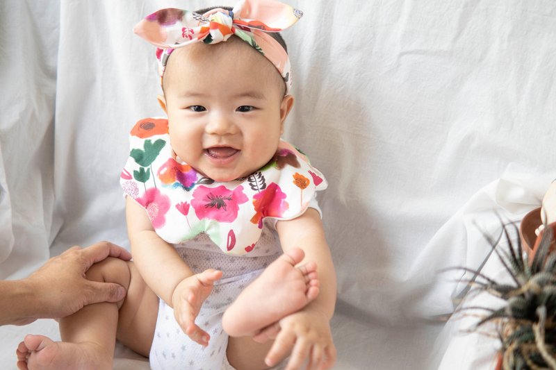 弥月礼盒 | 六重纱口水巾、宝宝发带、奶嘴夹 | 水墨花 - 满月礼盒 - 棉．麻 粉红色