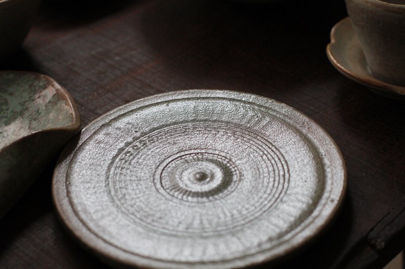 刻纹平盘/壶承/烛台 - 茶具/茶杯 - 陶 绿色