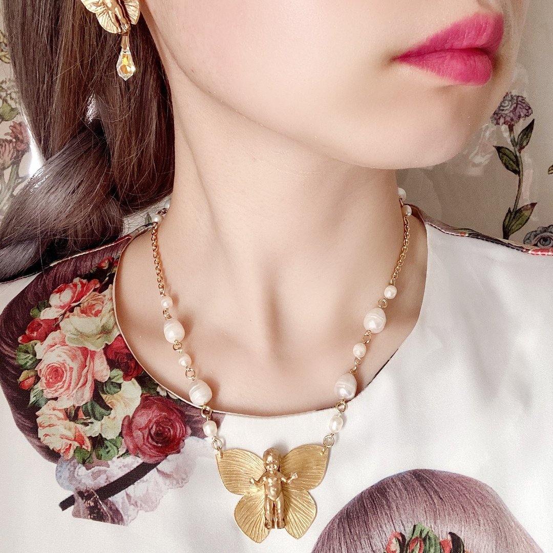 Sedmikrasky Butterfly Doll Necklace L White - 项链 - 其他金属 白色