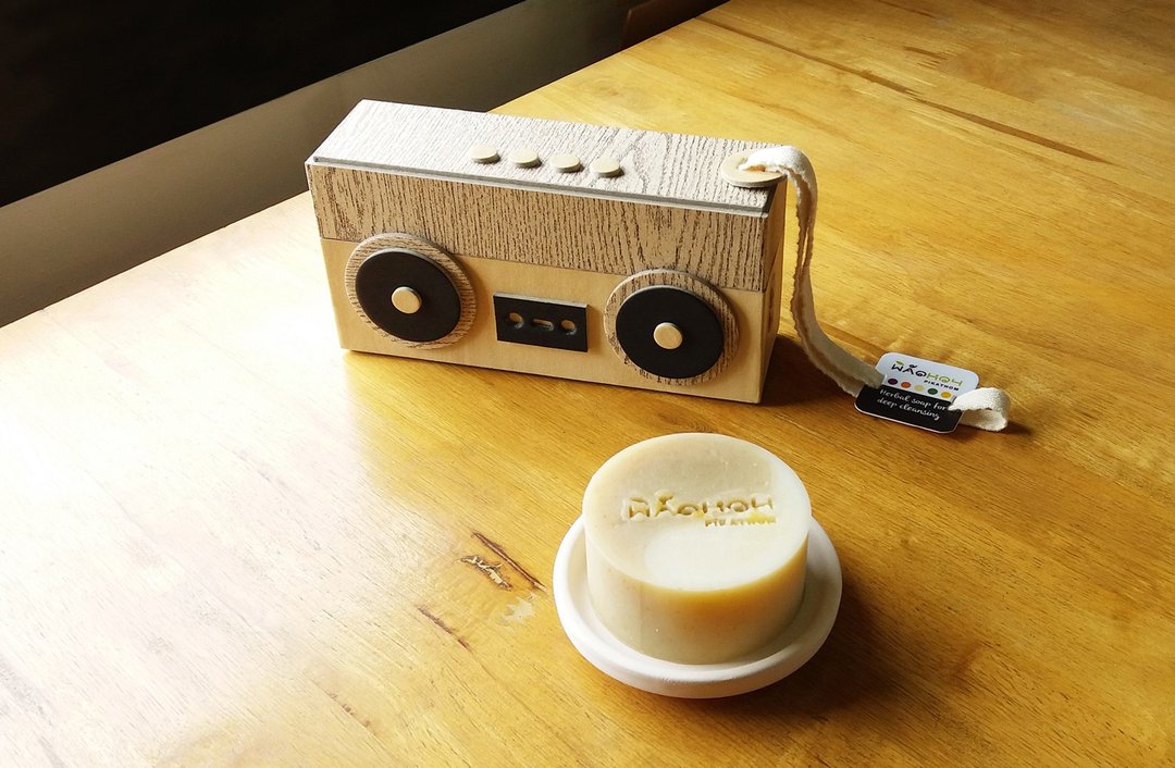 Gift set soap - Portable retro radio - Cream+Wood 1 - 肥皂/手工皂 - 纸 