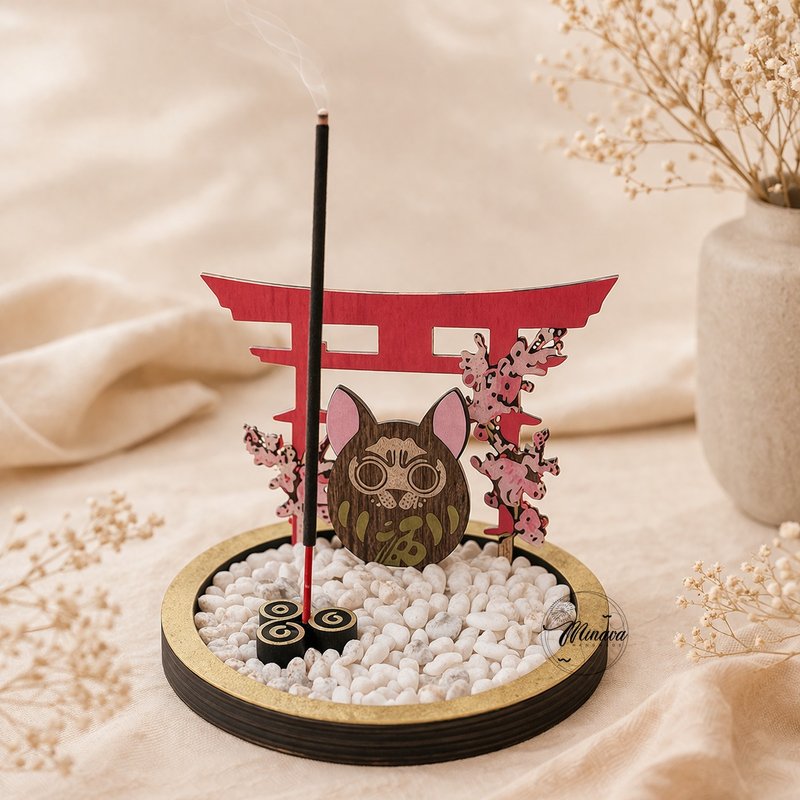 日系鸟居猫神线香座 原创角色香插 疗愈香氛摆设 手工设计 - 蜡烛/烛台 - 木头 金色