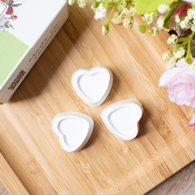 QIDINA 9入 台湾手工小巧饲料圭藻土 除湿圭藻土 - 收纳用品 - 环保材料 白色