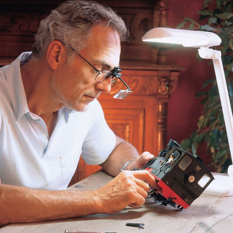 laboCLIP 1.7x/2.5D/74x28mm 德国制眼镜夹式工作用放大镜 164617 - 其他书写用品 - 压克力 黑色