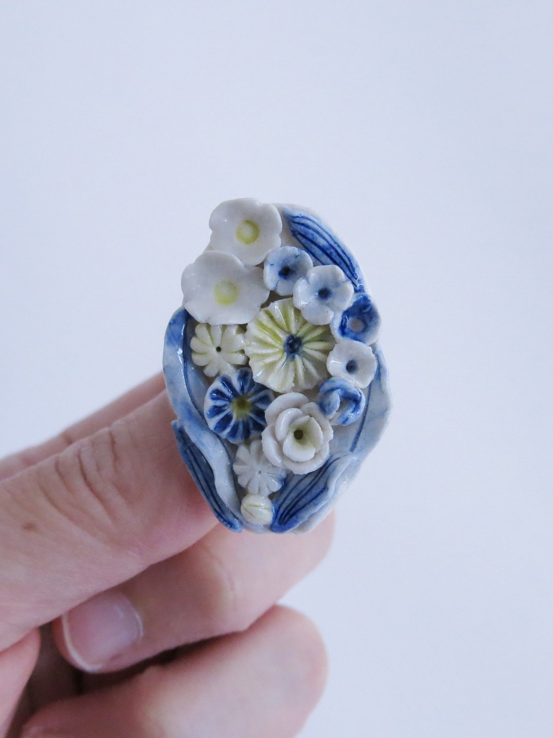 Petit Jardin小花园系列白瓷胸针二 - 胸针 - 瓷 黄色