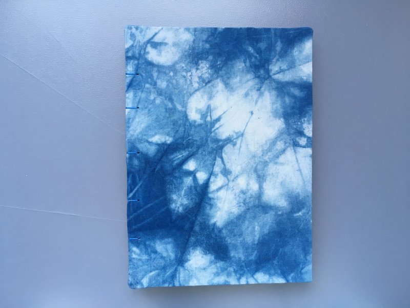 【Goolr×11BLUE】handmadenotebook 笔记本 扎染 handmade dairy 手帐 禮物 - 笔记本/手帐 - 纸 蓝色