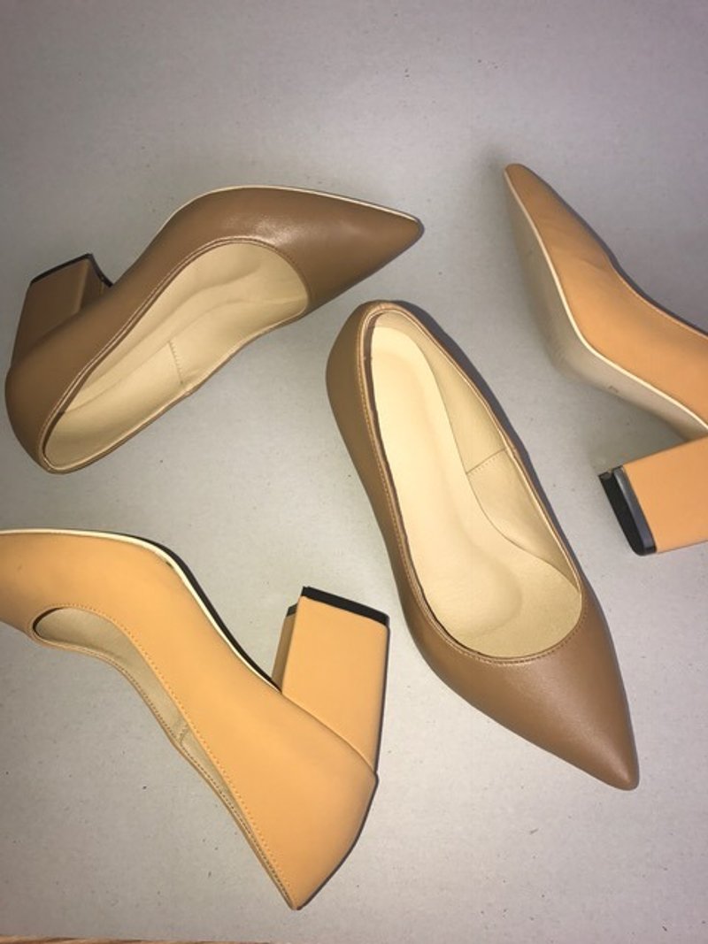 V Caramel - 女款休闲鞋 - 真皮 咖啡色