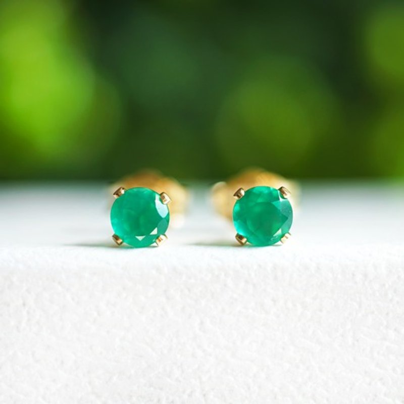 Green Onyx 4mm Stud Earrings Benoite - 耳环/耳夹 - 宝石 绿色