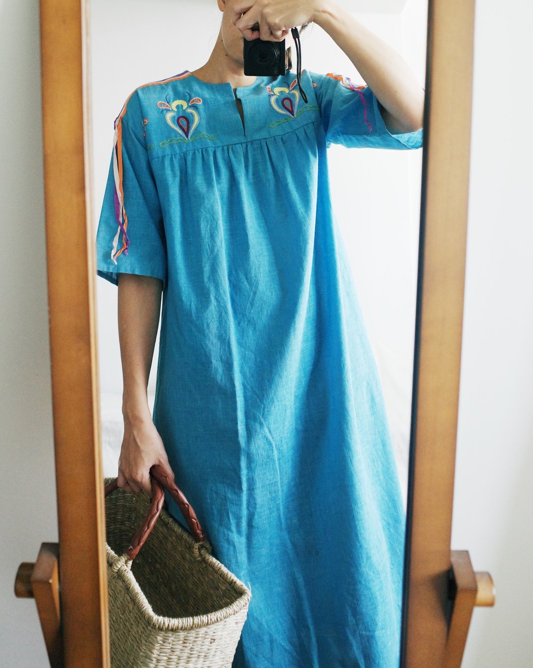 Vintage 70s 手工刺绣丝带装饰长袍洋装 - 洋装/连衣裙 - 棉．麻 